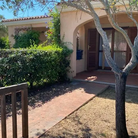 Casa de Férias Relax A 5 Minuti Dal Centro Con Parcheggio Privato San Teodoro (Sardinia)